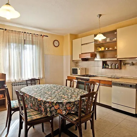 3 Bedroom Lovely In Barban * Prnjani